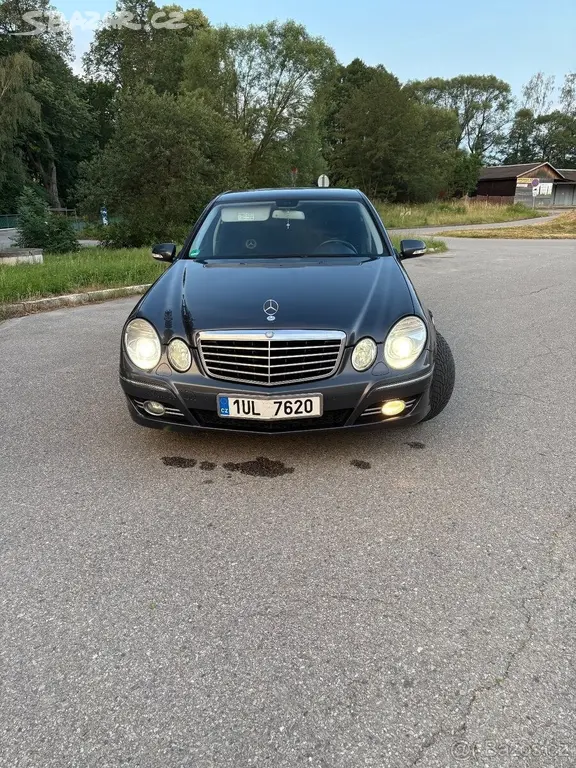 Mercedes-Benz Třídy E 3,0